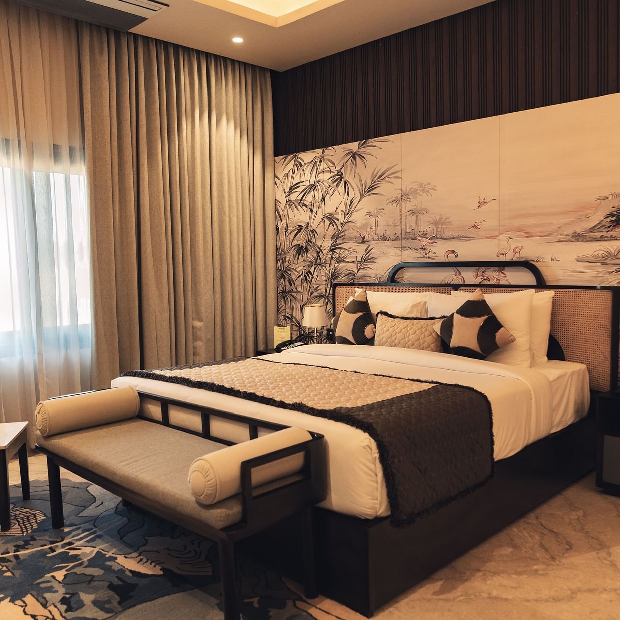 Presidential Suite(3)