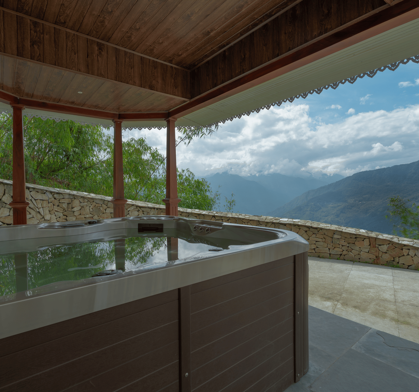 Wellness | Spa in Gangtok with Mountain-facing Jacuzzi