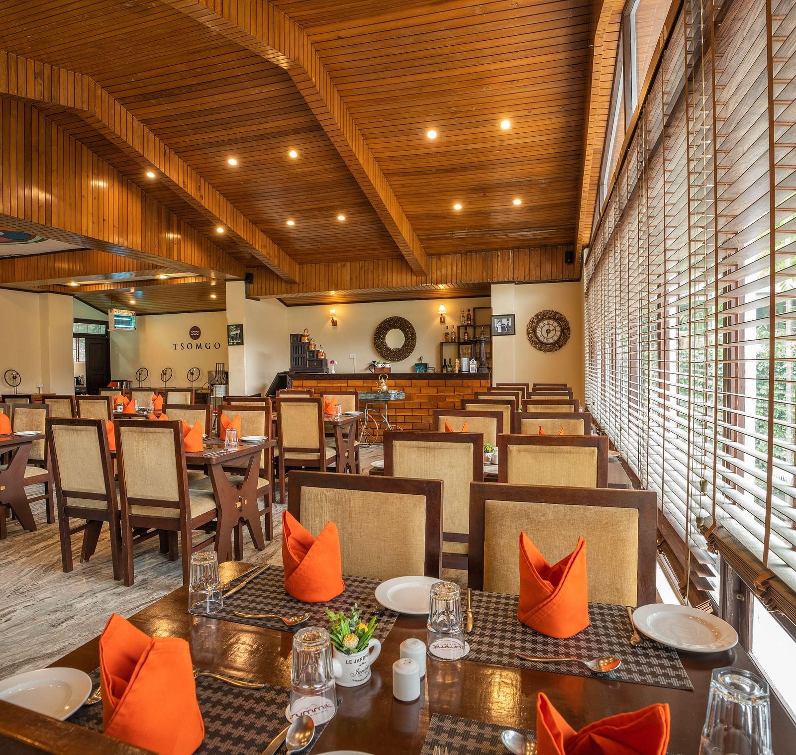 restaurant