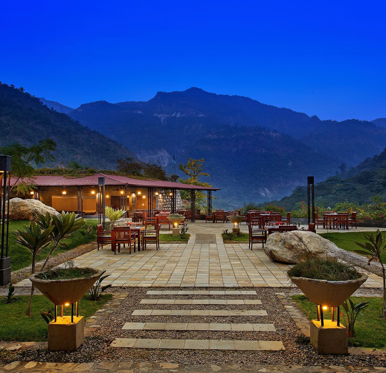 entrance of Patio leading to the outdoor restaurant - Aloha On The Ganges, Rishikesh