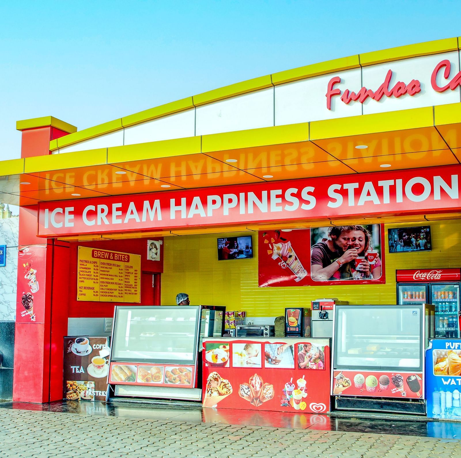 Food Outlets - Fundoo Cafe at Ramoji Film City