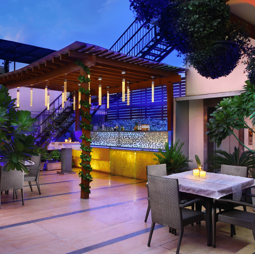 Restaurants At The Ashtan Sarovar Portico, Hotels in South Delhi, Business Hotel In Green Park