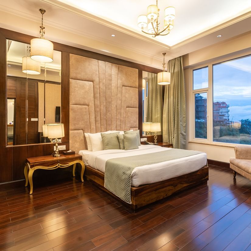 Mayflower Suite (5)
