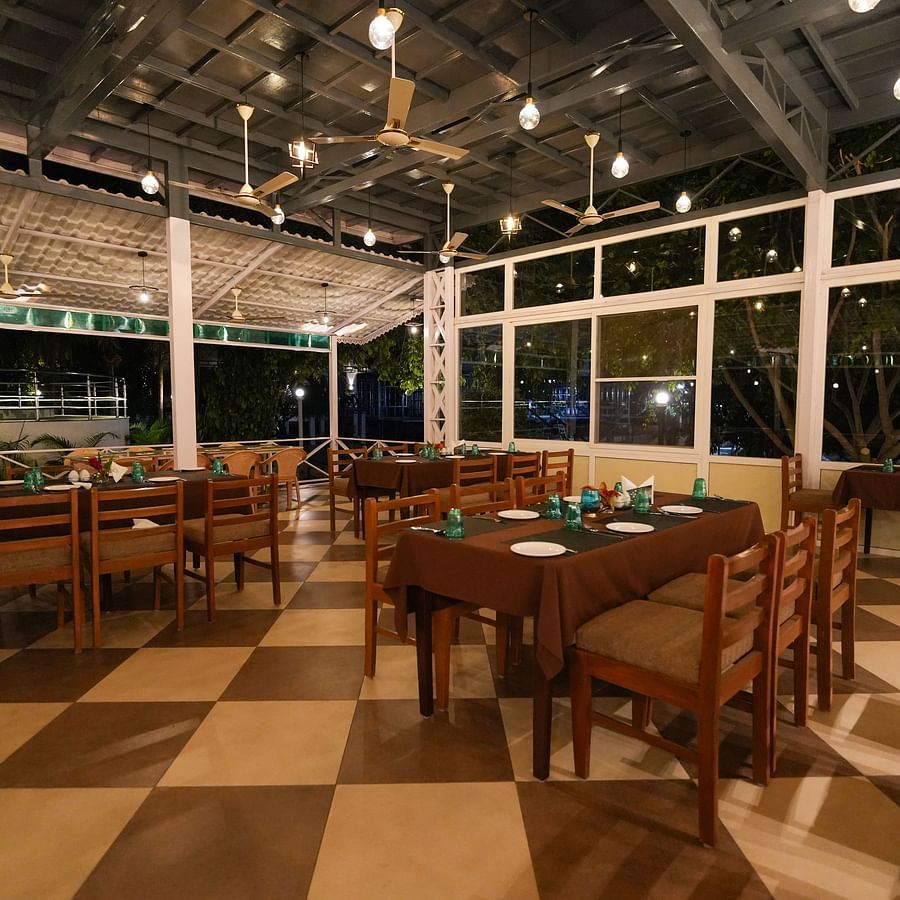 Picture featuring the dining area, well lit in the evening - MGM Whispering Wind's Resorts