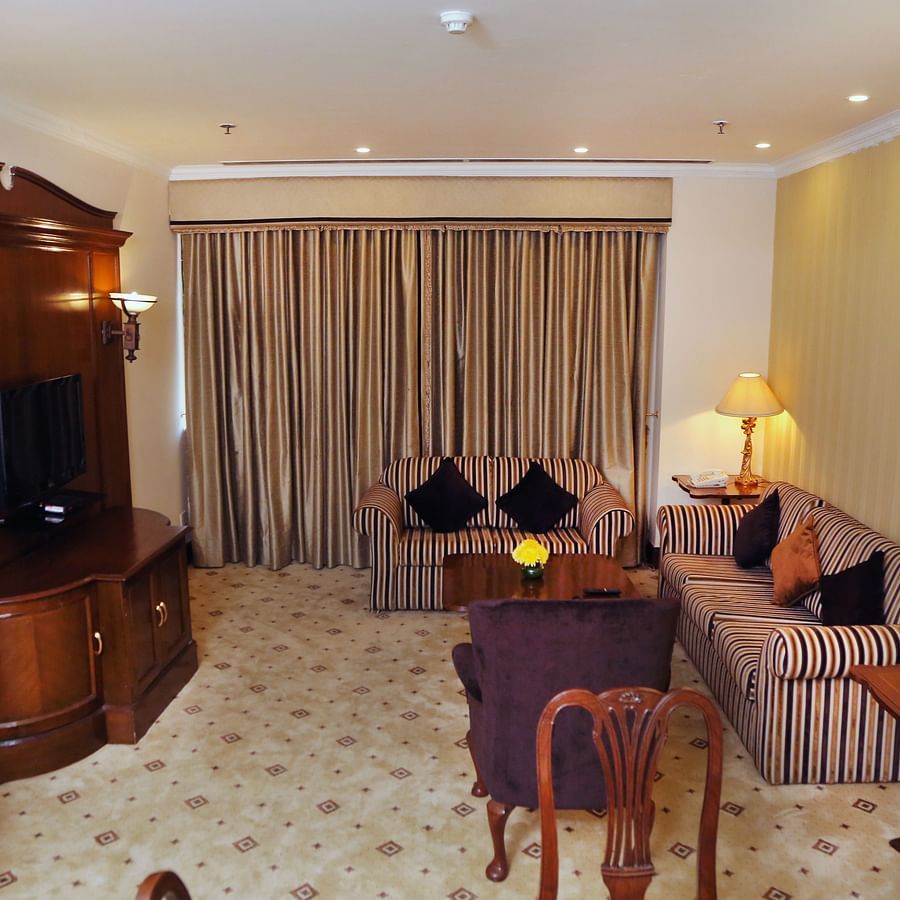 Business Suite, The Bristol Hotel Gurgaon, 5-star Hotel In Gurgaon 7752