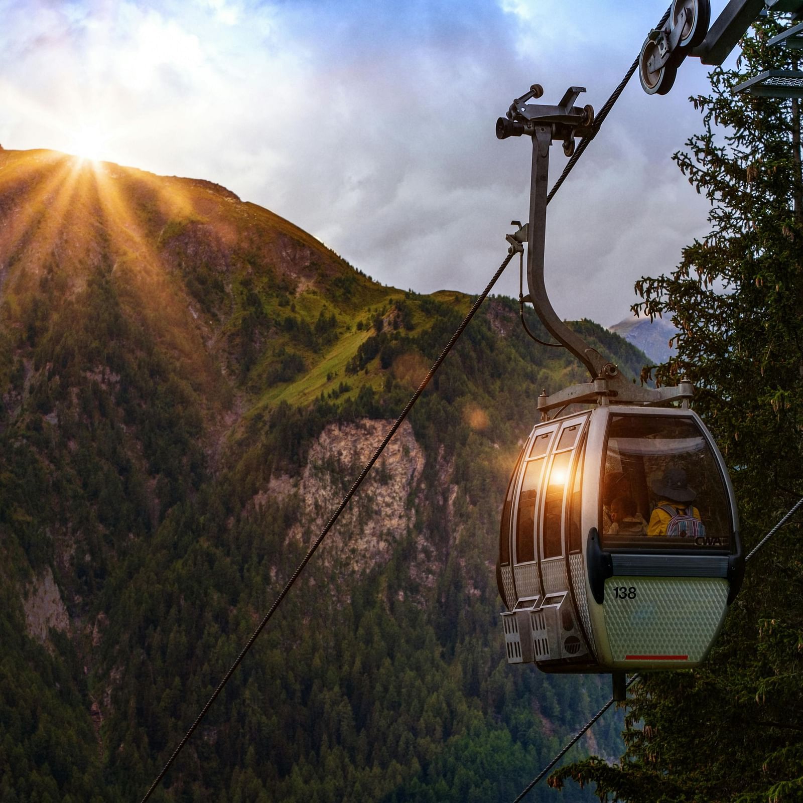 A cable car making its way between the Hills I Avianna Gangtok Prime Hotel & Spa