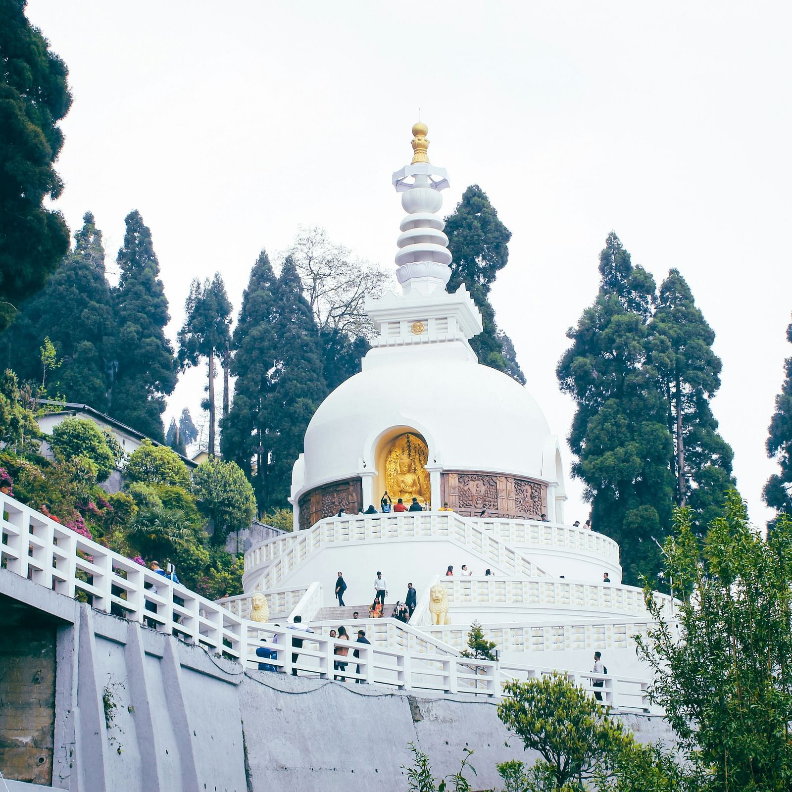 peace pagoda - Find tranquility and meditate at this serene Buddhist pagoda overlooking Darjeeling.