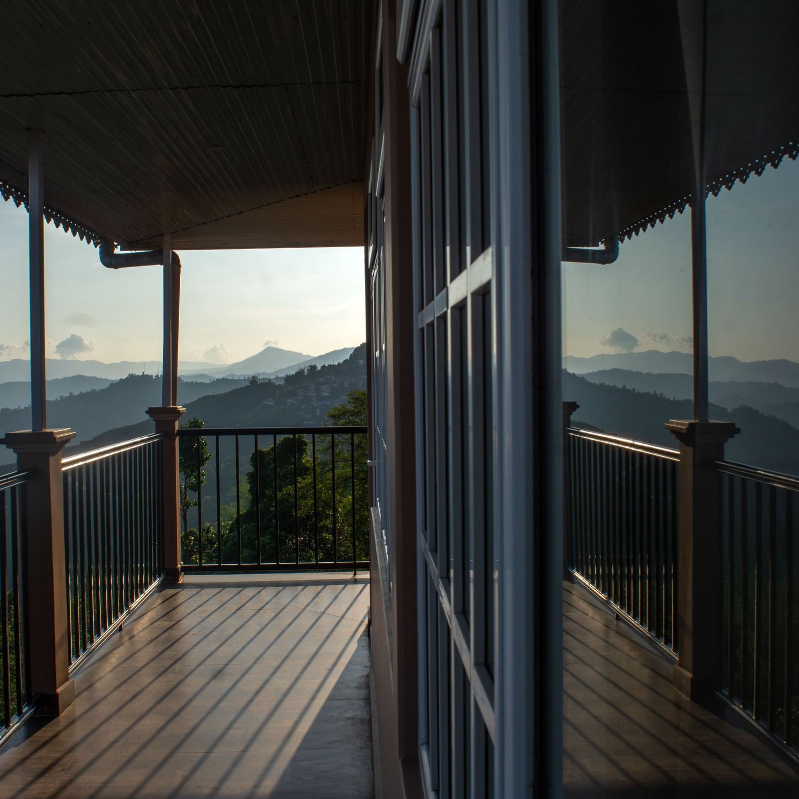 A facade image of a balcony - Avianna Windy House Wellness Retreat & Spa