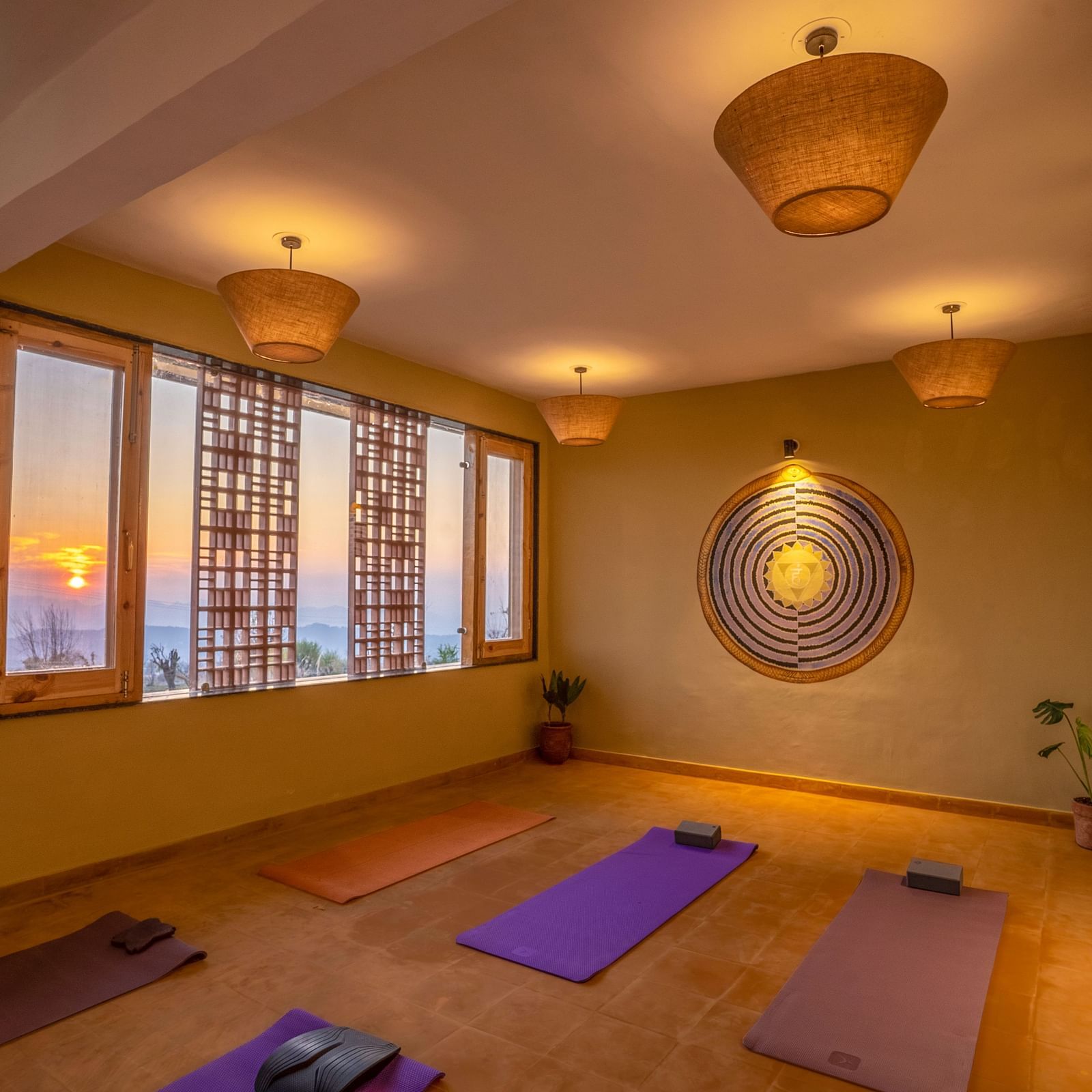 Yoga Room at Infinitea Retreat Bir
