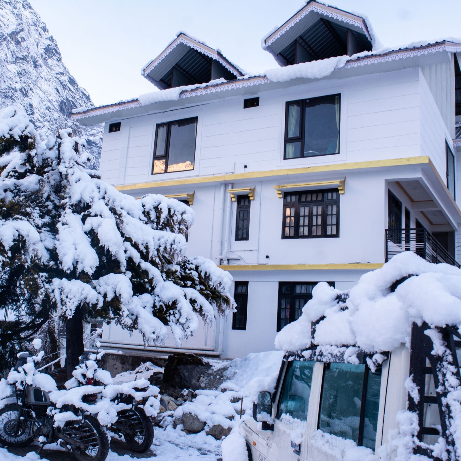 facade view of Mystique Valley Resort  