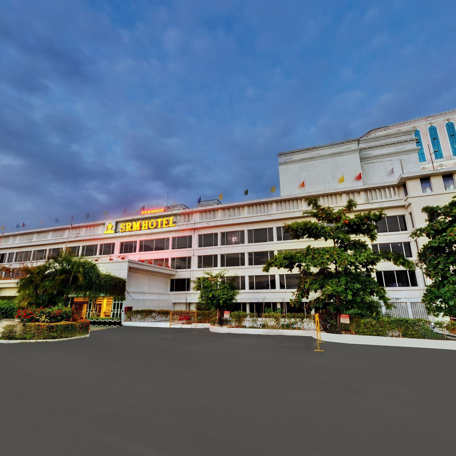A wide Facade SRM Hotel Chennai Best hotels in Chennai 