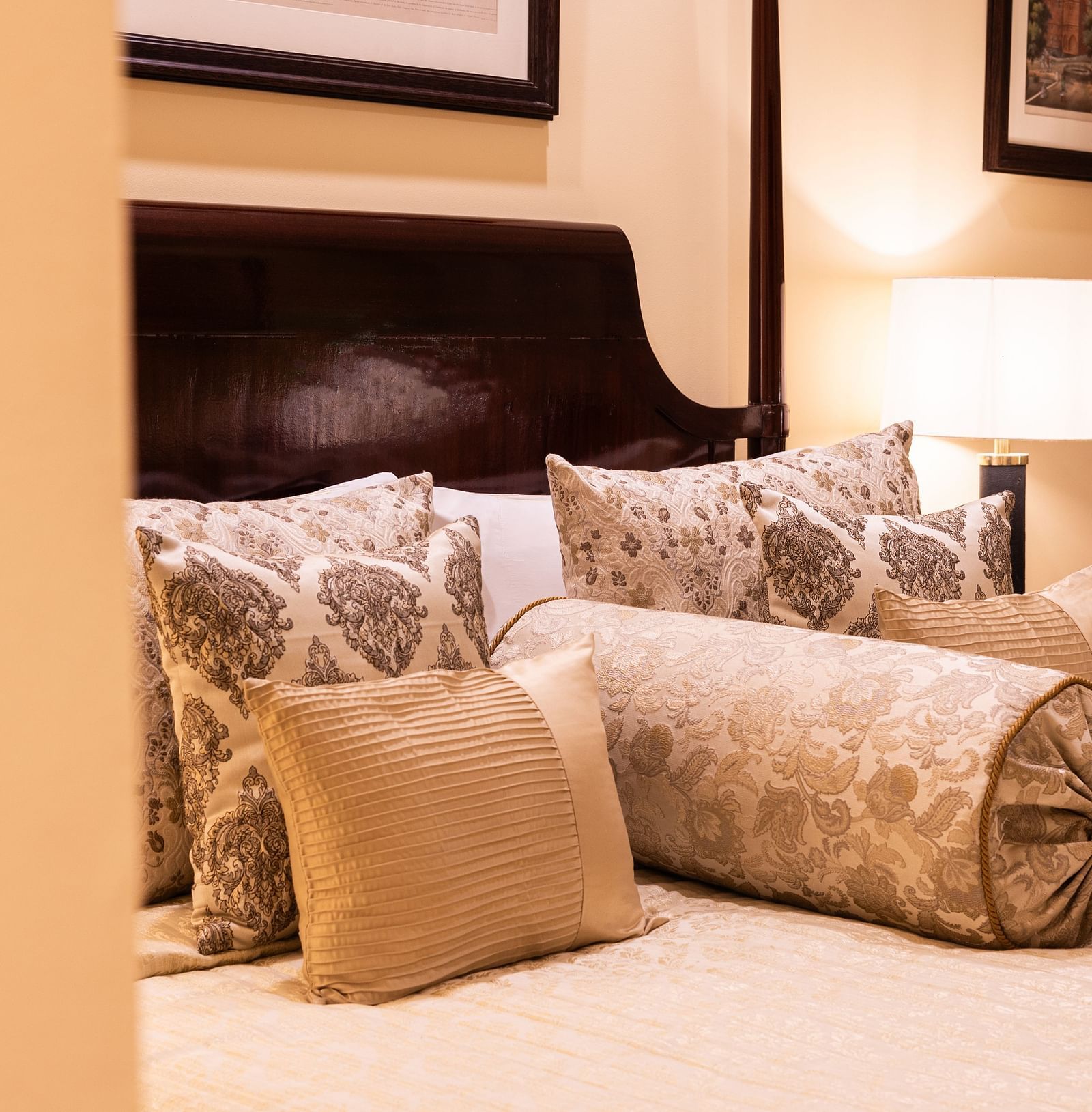 image of heritage parlour rooms - The Claridges New Delhi