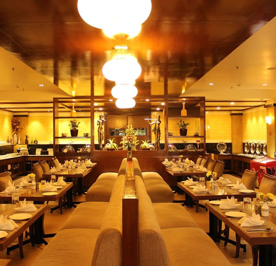 interior of bengaluru restaurant at la classic, hosur road