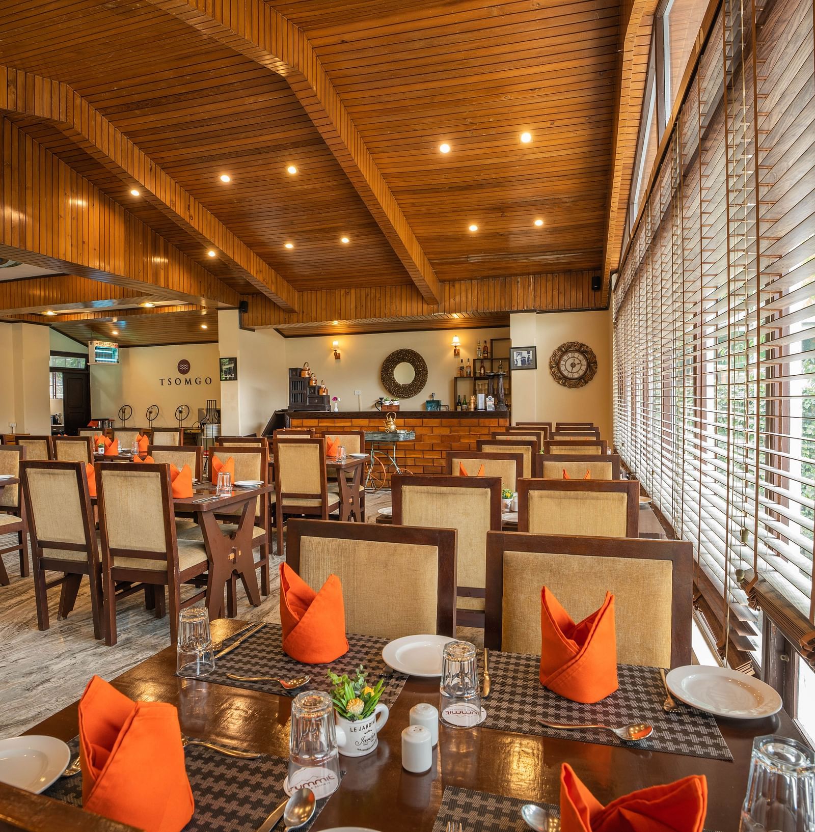 restaurant