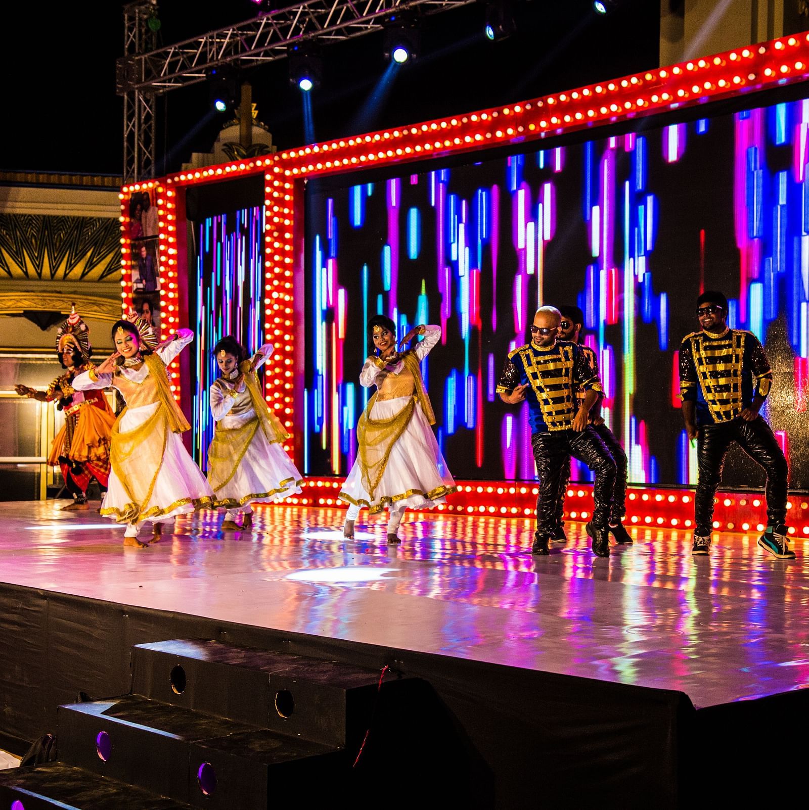Entertainment-1