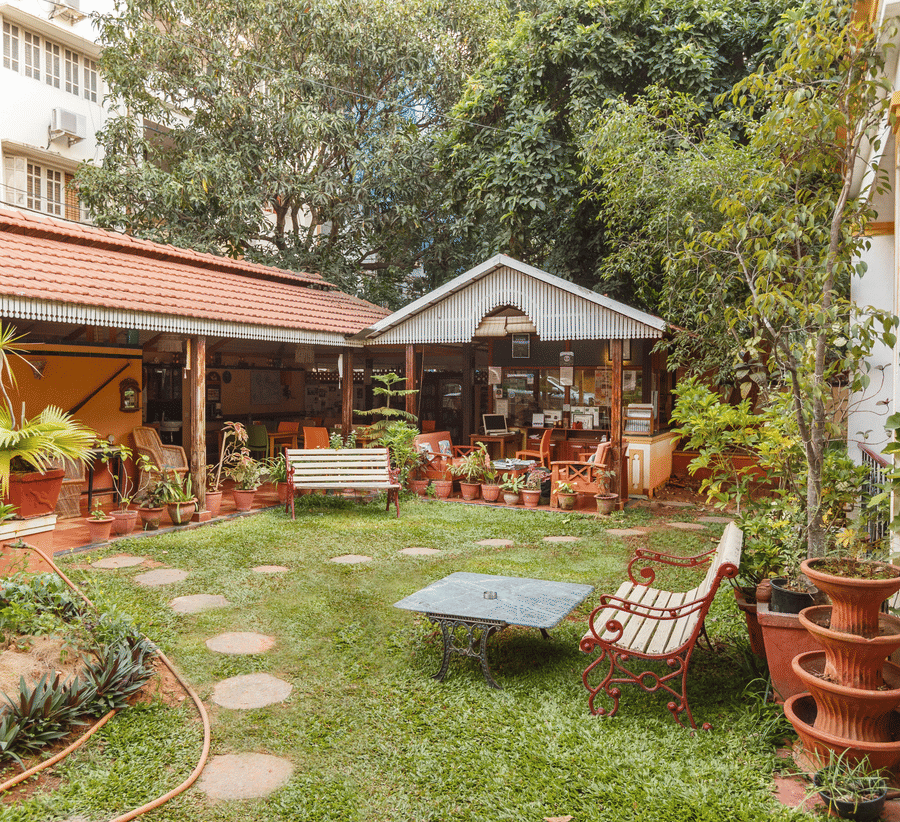 Casa-Cottage-Heritage-Hotel-Bangalore-City-Center-Garden-Relaxing-Quiet (8)