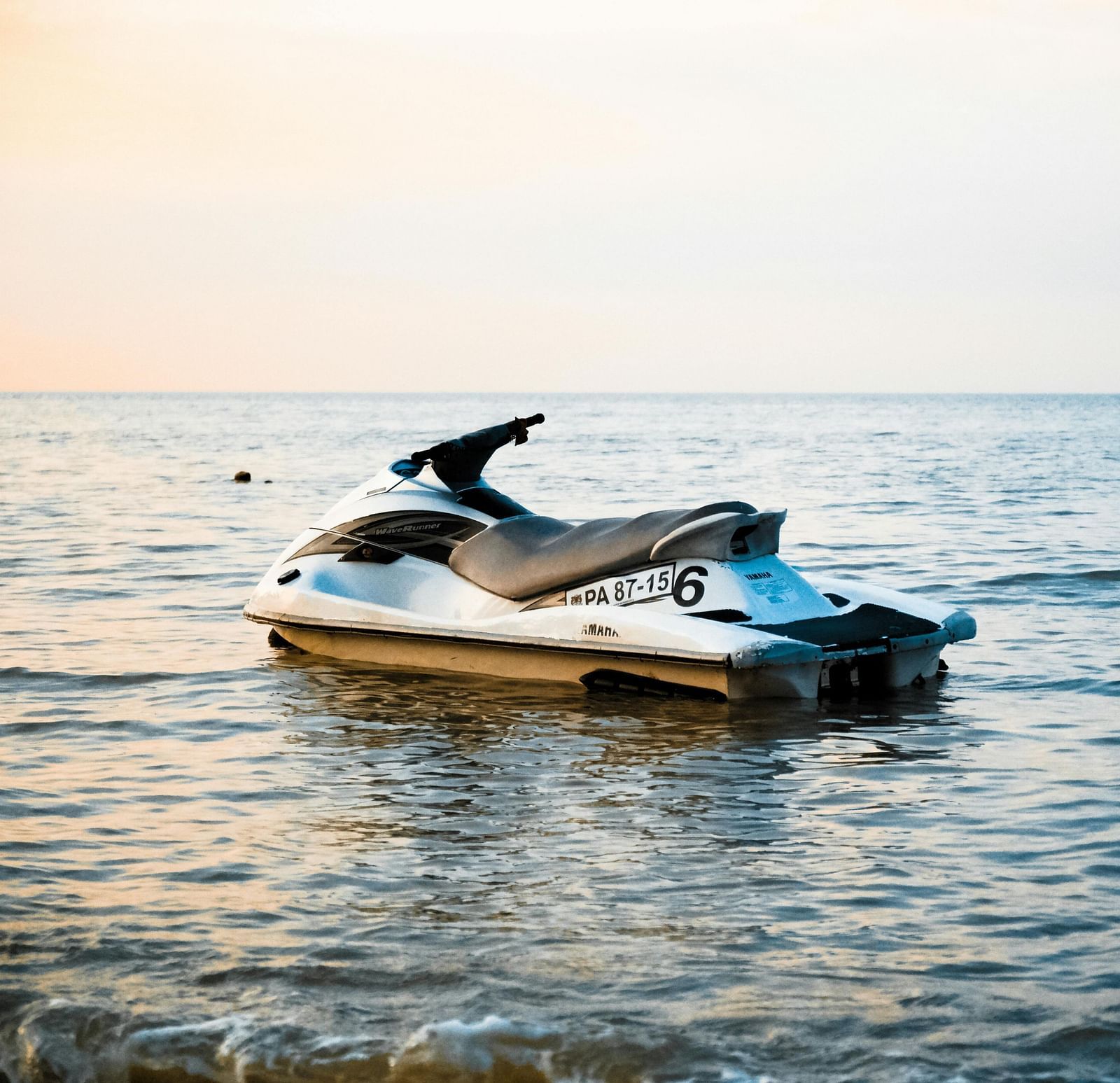 A jet ski floating in an ocean - Water sports Pondicherry