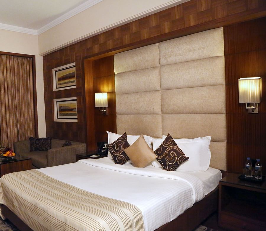 Premium Rooms at The Bristol Hotel Gurgaon, Rooms Near Sikanderpur Metro Station 5