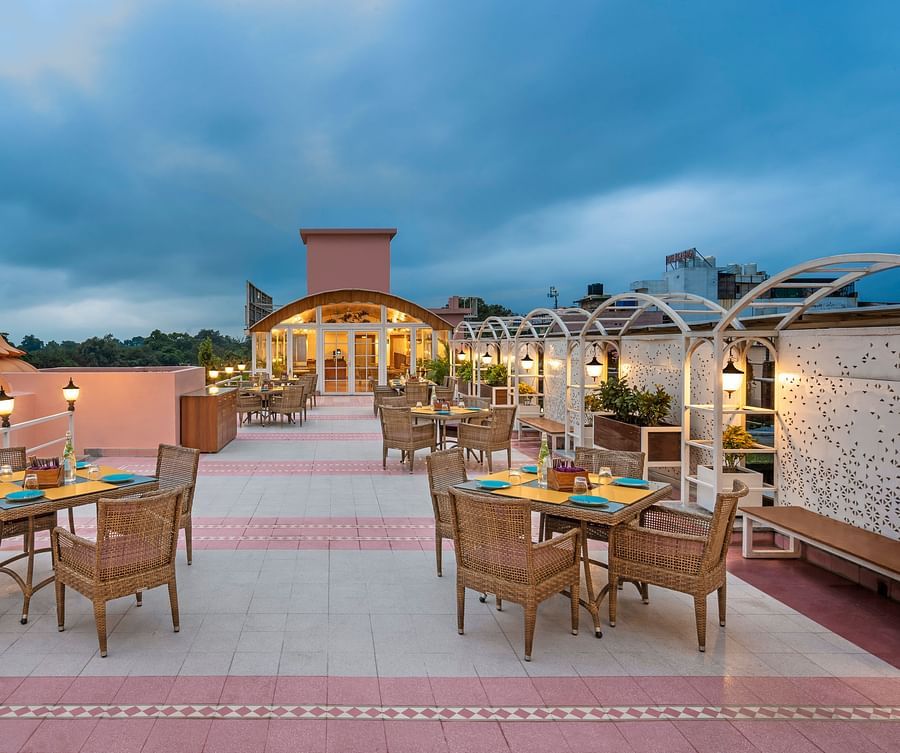 Restaurant Patio 5