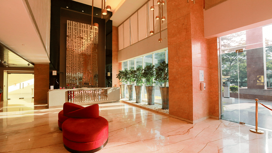 E Hotel lobby