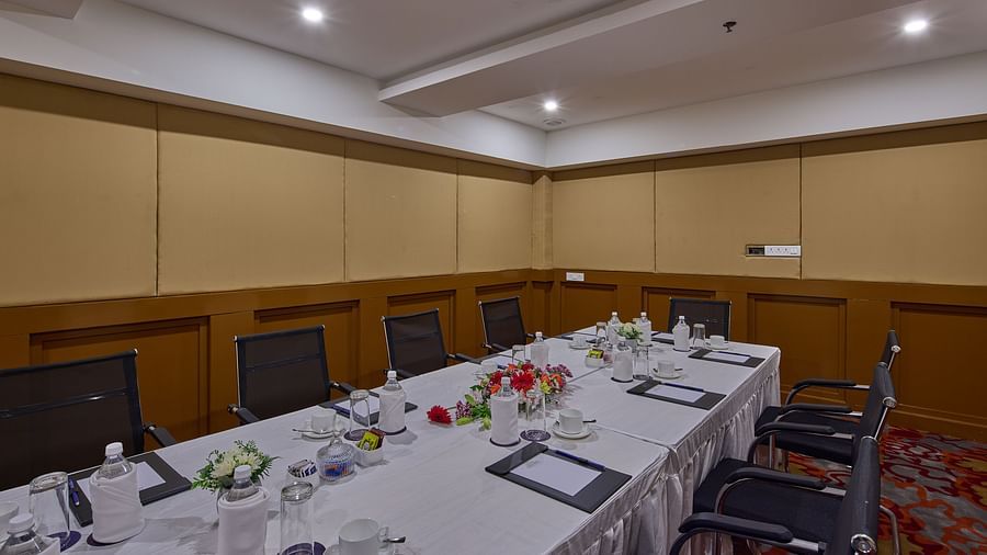 interior of our boardoom in Mahabalipuram - Grand Continent, Mahabalipuram