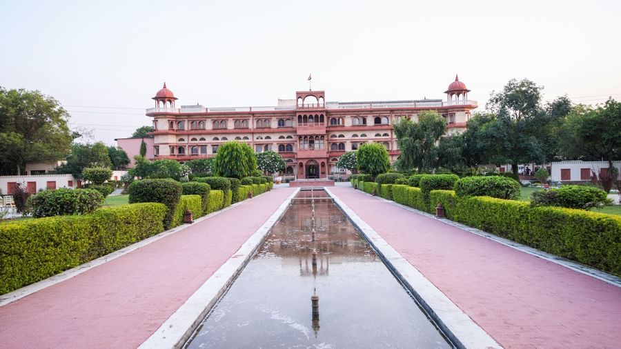 Main Palace-Facade-Evening Shot