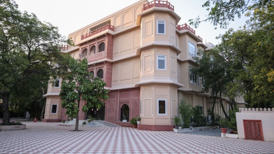 Ranbanka Facade - Shot-1