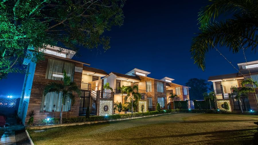 Night View of Lawn in the Maharaja Villa in The Wedlock Greens Hotel & Resort, Dhanbad