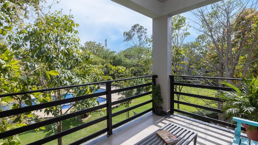 Pool View Suite