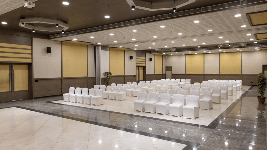 Hive banquet hall with spacious interiors for large gatherings at The Golden Tusk, Jim Corbett