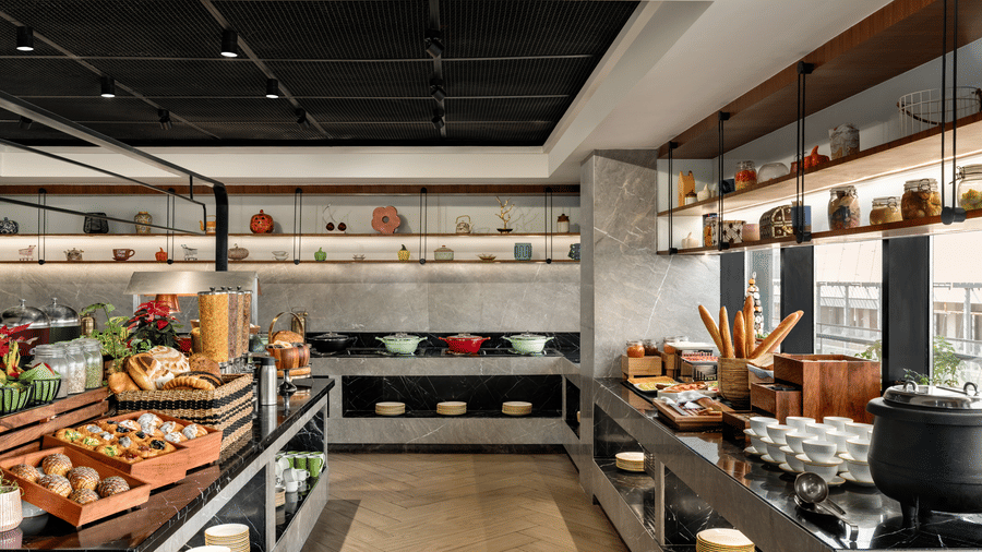 Food and Beverage Outlet (1)