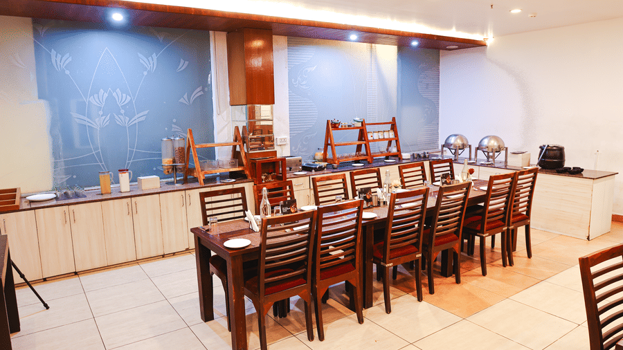 Restaurant-1