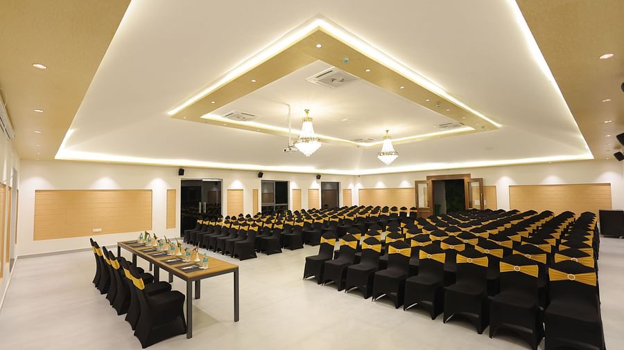 Conference Hall (3)