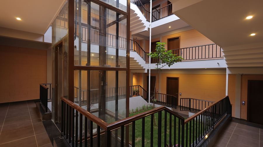 Interior View (2)