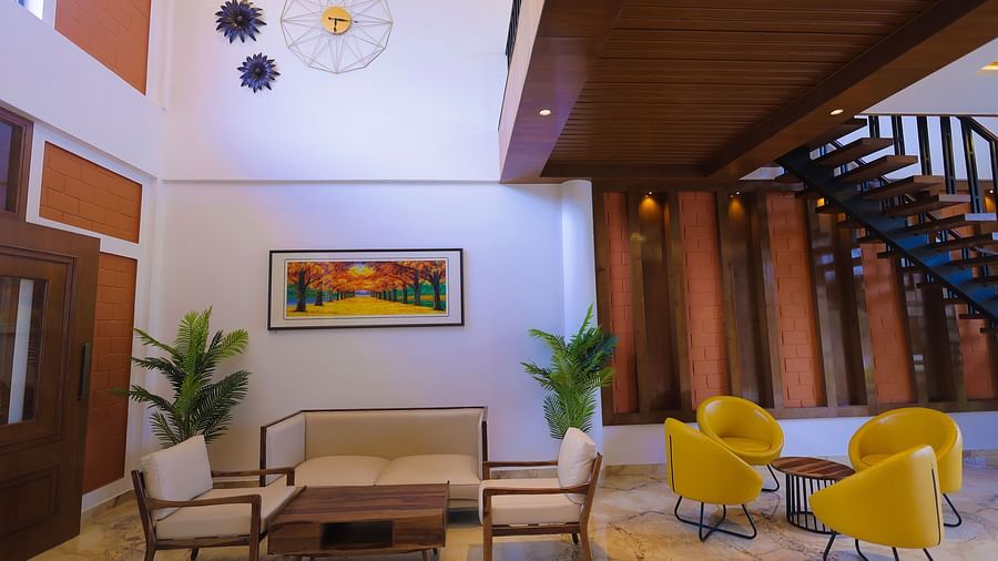Lobby (3)