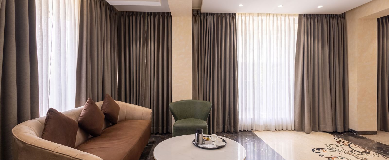 Living area in the Suite at Pravasa Stay Vijay Nagar, Indore.