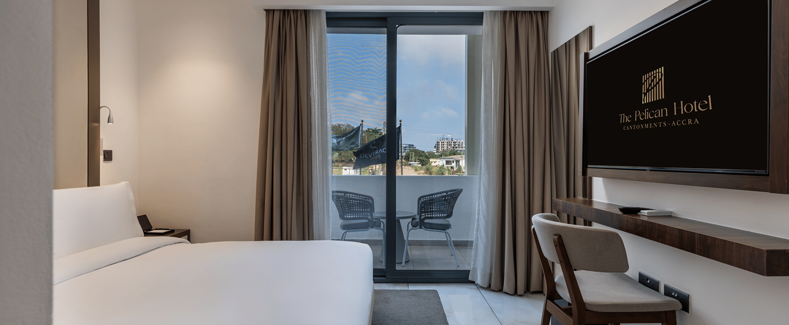pelican accra rooms deluxe 002