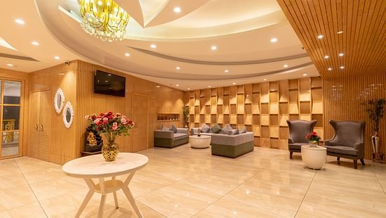 Side view of the lobby of Clarks Inn, hotel in Ambala
