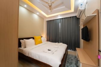Lime Tree 2BHK Serviced Apartment, Golf Course Road