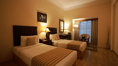 EXECUTIVE ROOM 2