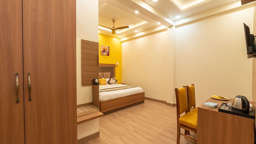 Lime Tree Hotel & Apartments Noida