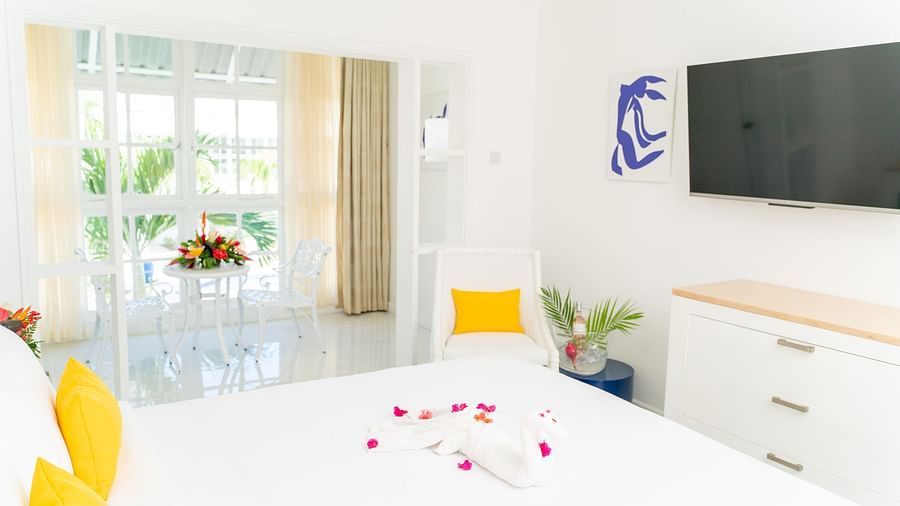 Soco House - view of a bed overlooking the TV