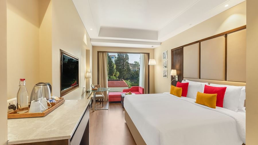 The Vaishnodevi Sarovar Portico, Katra room and amenities