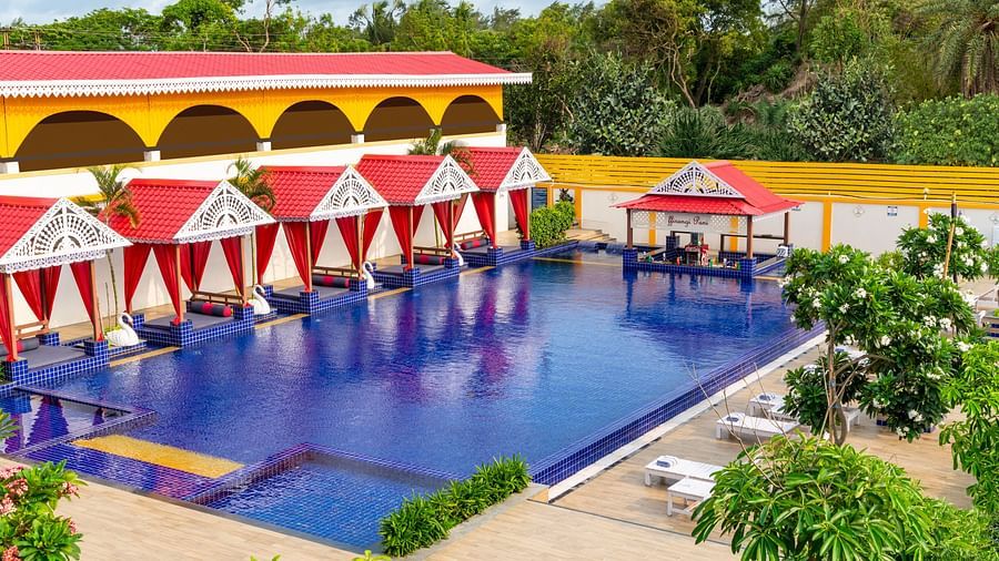 SWIMMING POOL 1