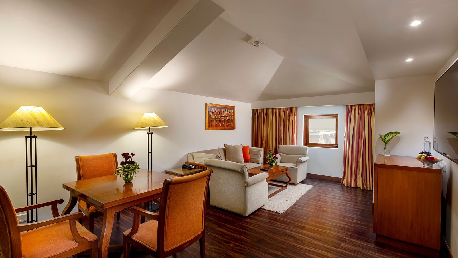 overview of the living area inside Deluxe Suite - Caravela Beach Resort Goa