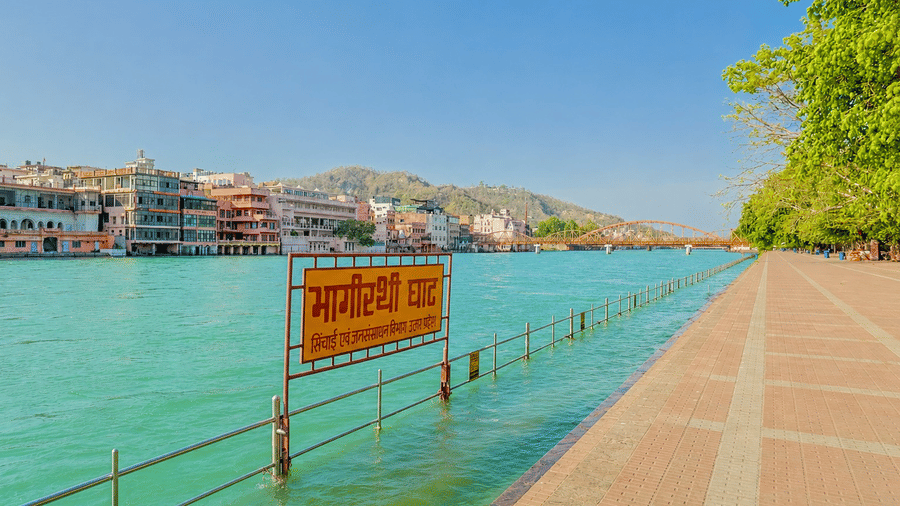 Ganga River View Hotel Room