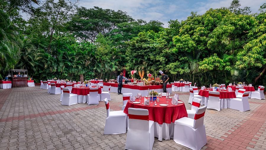 mini vatika - Mayfair Lagoon, Bhubaneswar 