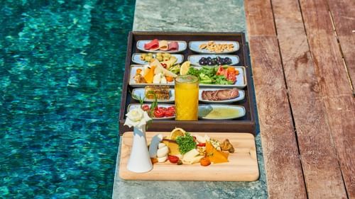 A breakfast by the pool