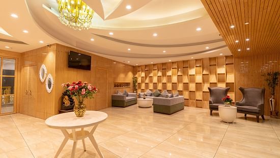 Side view of the lobby of Clarks Inn, hotel in Ambala
