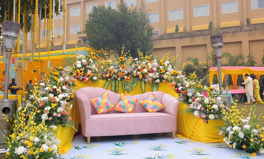 Book Lalita Grand Hotel, Mathura for dream wedding in Mathura & Vrindavan